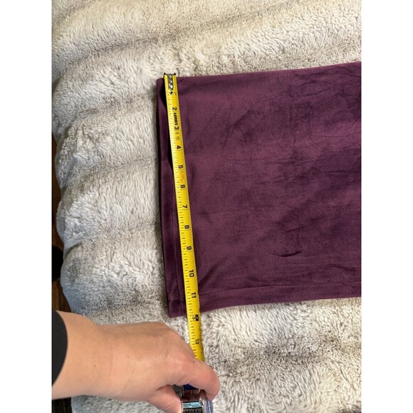 Lark + Grey Maternity Burgundy Sweat Pants Size Medium - Picture 2 of 9